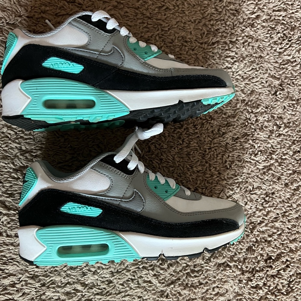 Nike shoes very cute